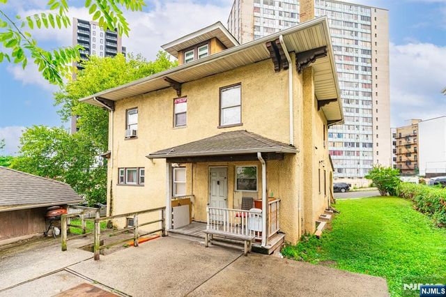 233-237 Meeker Avenue, Newark, NJ 07112
