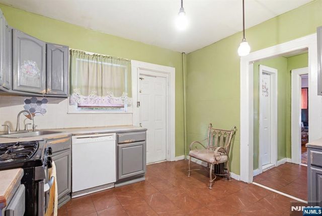 233-237 Meeker Avenue, Newark, NJ 07112