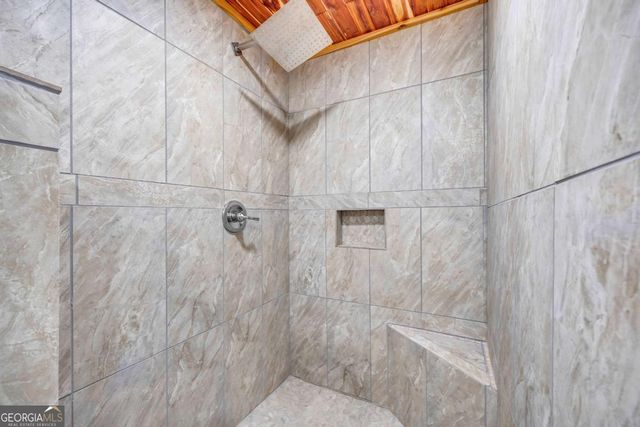 6200 Bent Tree Cove, Murrayville, GA 30564