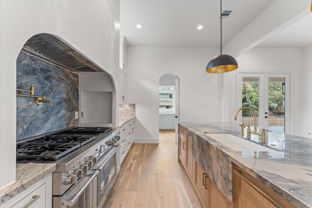 316 W 30th Street, Houston, TX 77018