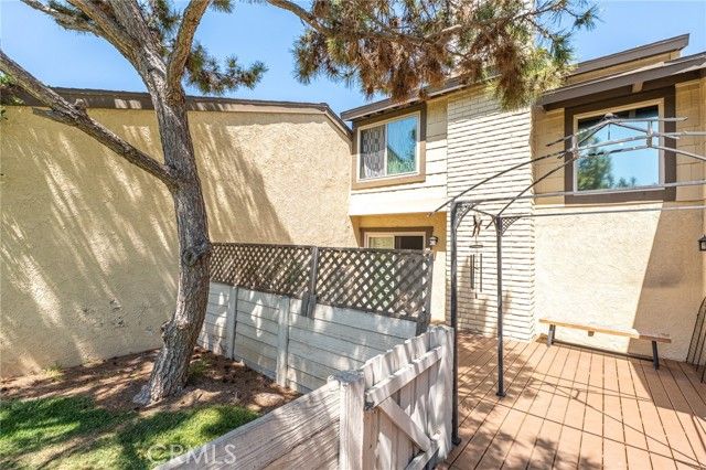 2620 Tustin Avenue F, Santa Ana, CA 92705