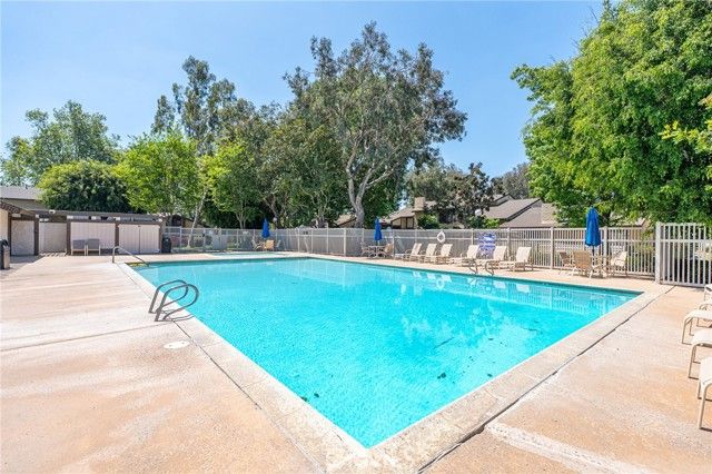 2620 Tustin Avenue F, Santa Ana, CA 92705