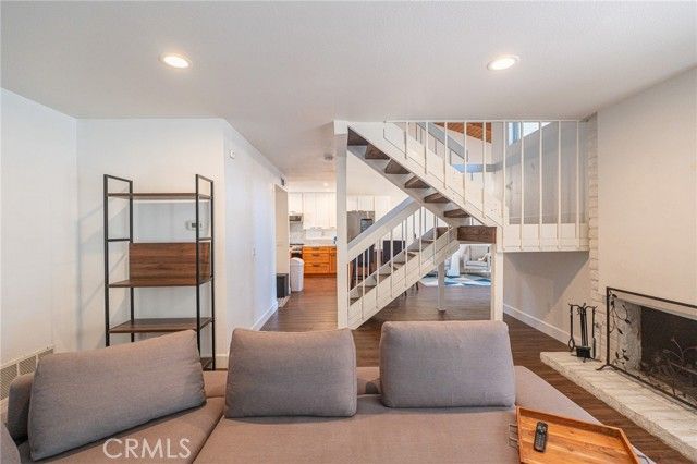 2620 Tustin Avenue F, Santa Ana, CA 92705