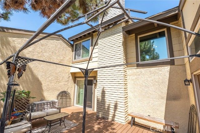 2620 Tustin Avenue F, Santa Ana, CA 92705