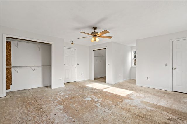 23 Gildas Lane, Portsmouth, RI 02871