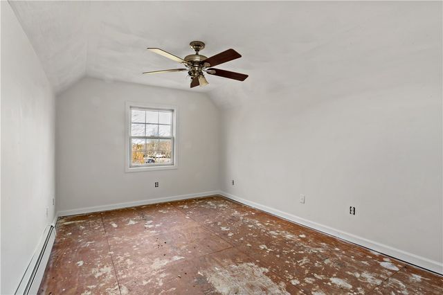 23 Gildas Lane, Portsmouth, RI 02871