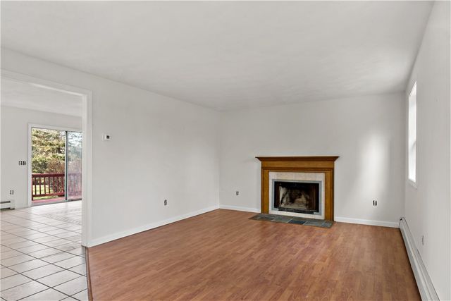 23 Gildas Lane, Portsmouth, RI 02871