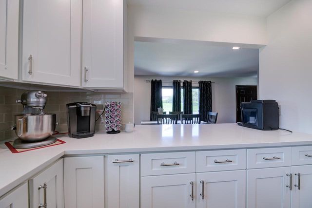 3947 W College AVENUE, Milwaukee, WI 53221