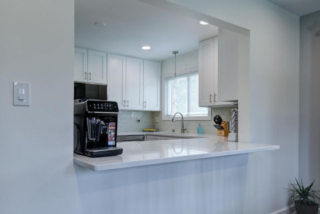 3947 W College AVENUE, Milwaukee, WI 53221