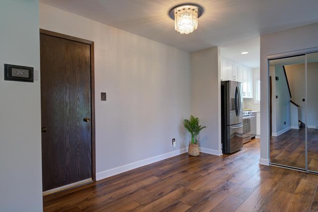 3947 W College AVENUE, Milwaukee, WI 53221