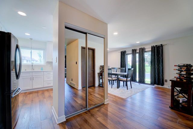3947 W College AVENUE, Milwaukee, WI 53221