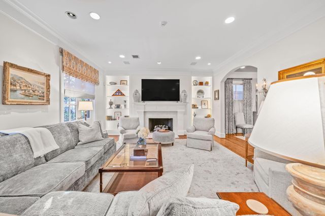 5012 Tangle Lane, Houston, TX 77056