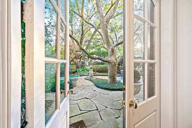 5012 Tangle Lane, Houston, TX 77056