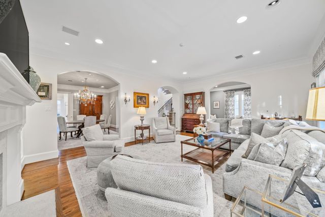 5012 Tangle Lane, Houston, TX 77056