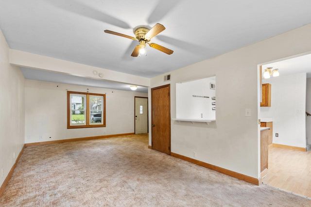 1110 S 123rd STREET, West Allis, WI 53214