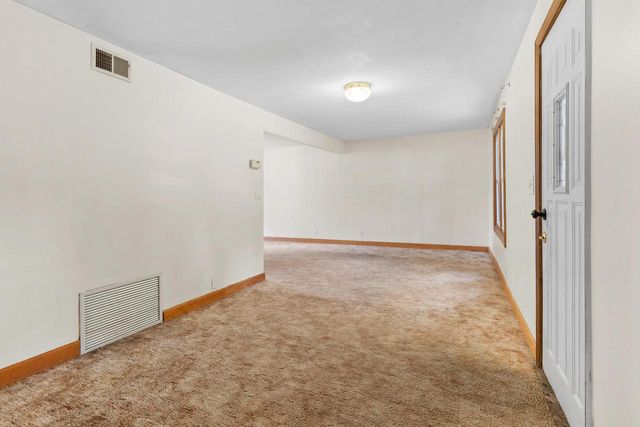 1110 S 123rd STREET, West Allis, WI 53214