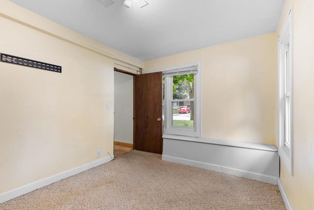 1110 S 123rd STREET, West Allis, WI 53214