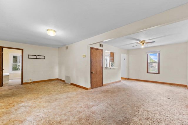 1110 S 123rd STREET, West Allis, WI 53214