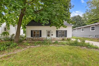 1110 S 123rd STREET, West Allis, WI 53214