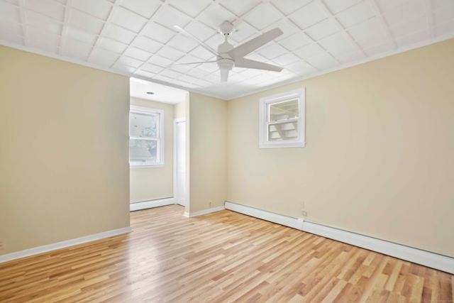 18 Richmond Place, Stamford, CT 06902