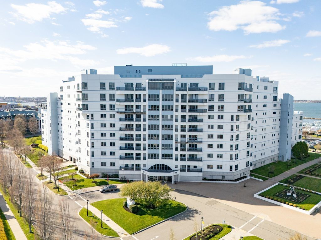 2001 Marina Dr 312, Quincy, MA 02171