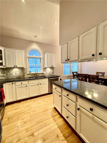 5117 West Lake Road, Fleming, NY 13021