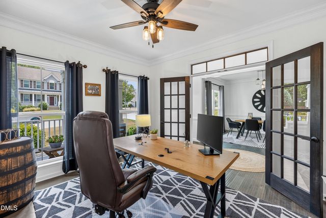 147 S Farnleigh Drive, Chapel Hill, NC 27517