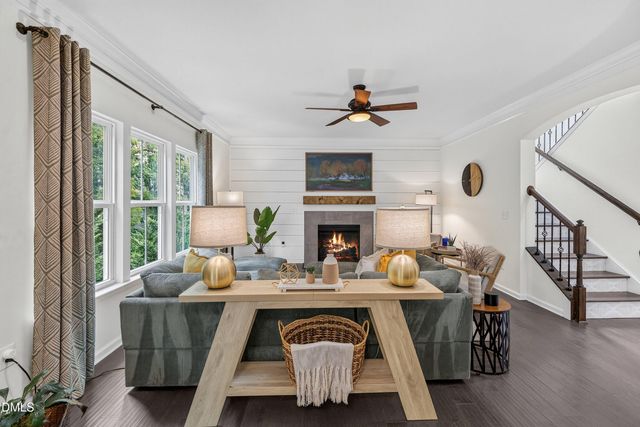 147 S Farnleigh Drive, Chapel Hill, NC 27517