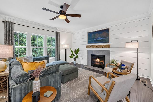147 S Farnleigh Drive, Chapel Hill, NC 27517