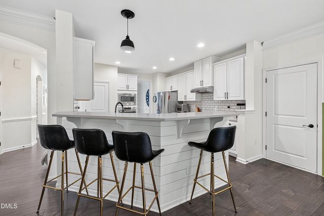 147 S Farnleigh Drive, Chapel Hill, NC 27517