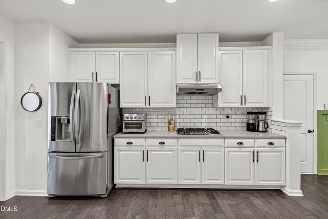 147 S Farnleigh Drive, Chapel Hill, NC 27517
