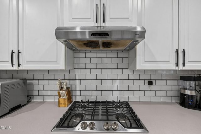 147 S Farnleigh Drive, Chapel Hill, NC 27517
