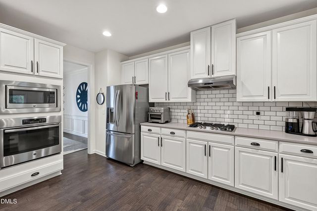147 S Farnleigh Drive, Chapel Hill, NC 27517