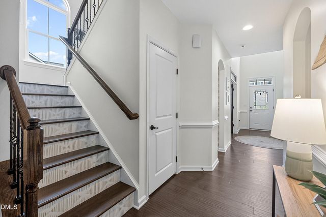 147 S Farnleigh Drive, Chapel Hill, NC 27517