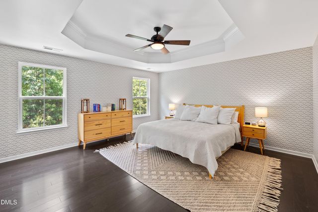 147 S Farnleigh Drive, Chapel Hill, NC 27517