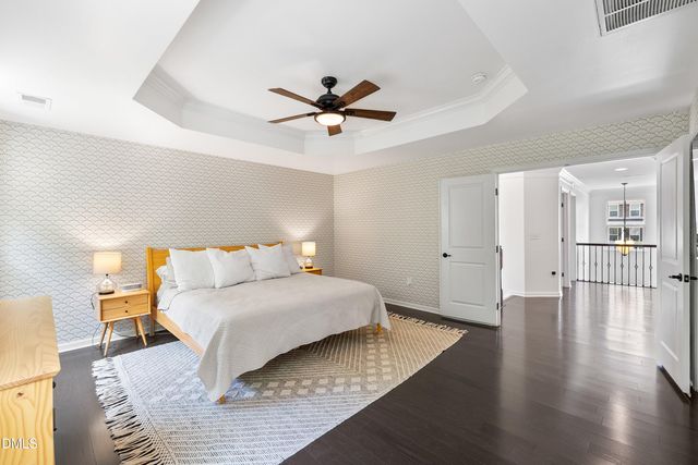 147 S Farnleigh Drive, Chapel Hill, NC 27517