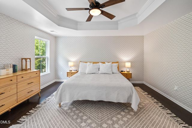 147 S Farnleigh Drive, Chapel Hill, NC 27517
