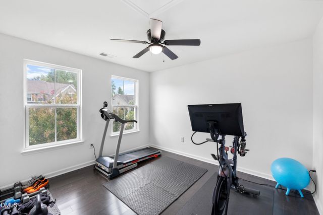 147 S Farnleigh Drive, Chapel Hill, NC 27517