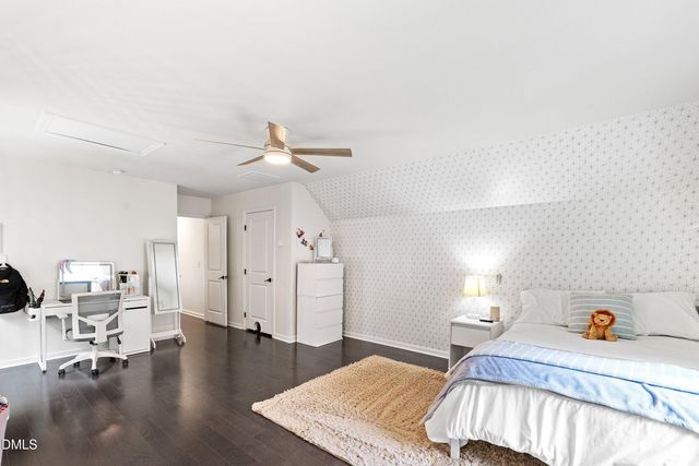 147 S Farnleigh Drive, Chapel Hill, NC 27517