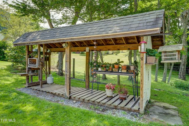 275 Heaton Creek Road, Roan Mountain, TN 37687