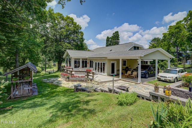 275 Heaton Creek Road, Roan Mountain, TN 37687
