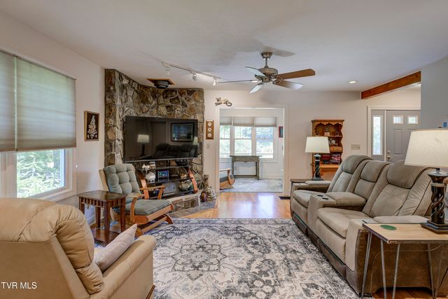 275 Heaton Creek Road, Roan Mountain, TN 37687