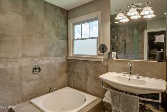 275 Heaton Creek Road, Roan Mountain, TN 37687
