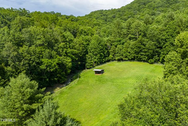275 Heaton Creek Road, Roan Mountain, TN 37687