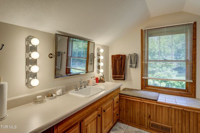 275 Heaton Creek Road, Roan Mountain, TN 37687