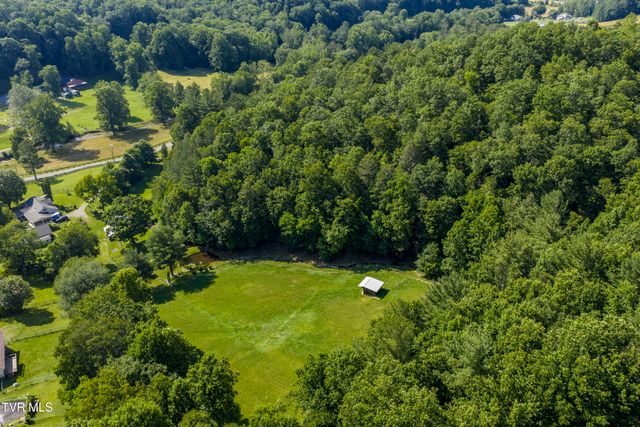 275 Heaton Creek Road, Roan Mountain, TN 37687