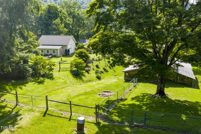 275 Heaton Creek Road, Roan Mountain, TN 37687
