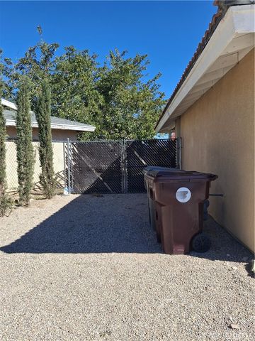 6873 Warren Vista, Yucca Valley, CA 92284