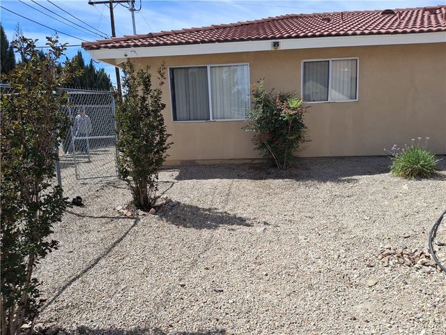 6873 Warren Vista, Yucca Valley, CA 92284