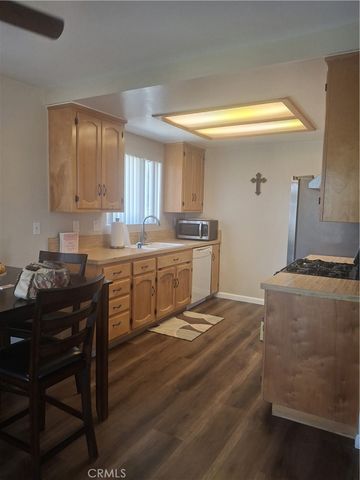 6873 Warren Vista, Yucca Valley, CA 92284